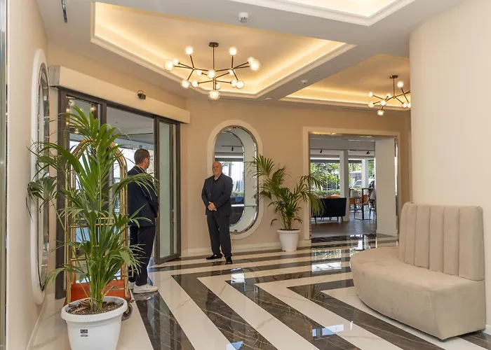 Splendide Riviera Boutique Art Hotel